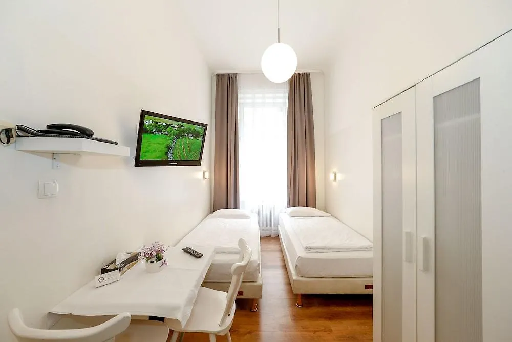 Timeout City Hotel, 5 Min To City Center, Self Check In Vienna