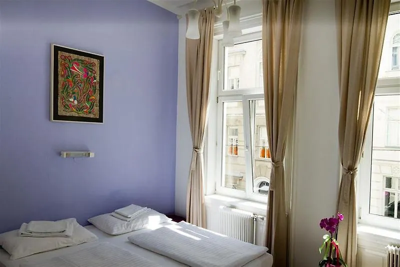 ** Hotel Timeout City Hotel, 5 Min To City Center, Self Check In Vienna Austria