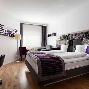 /