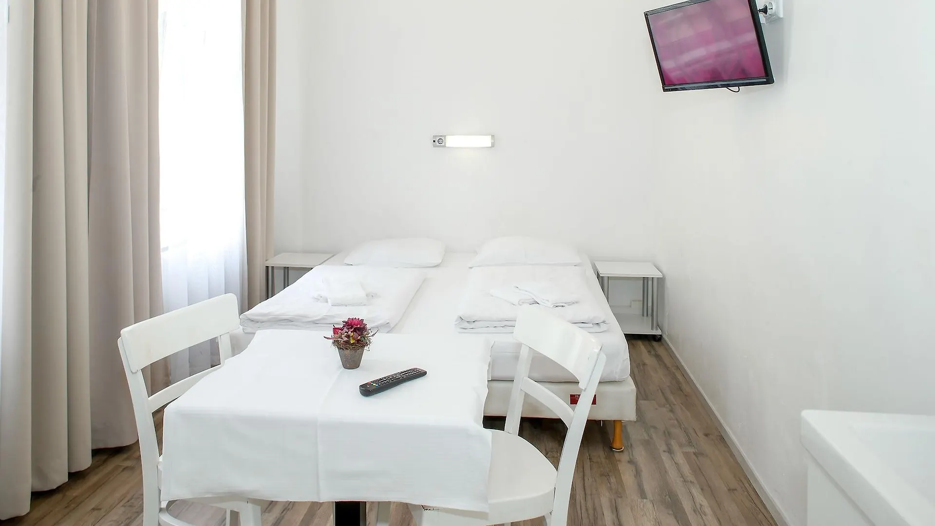 Timeout City Hotel, 5 Min To City Center, Self Check In Viena
