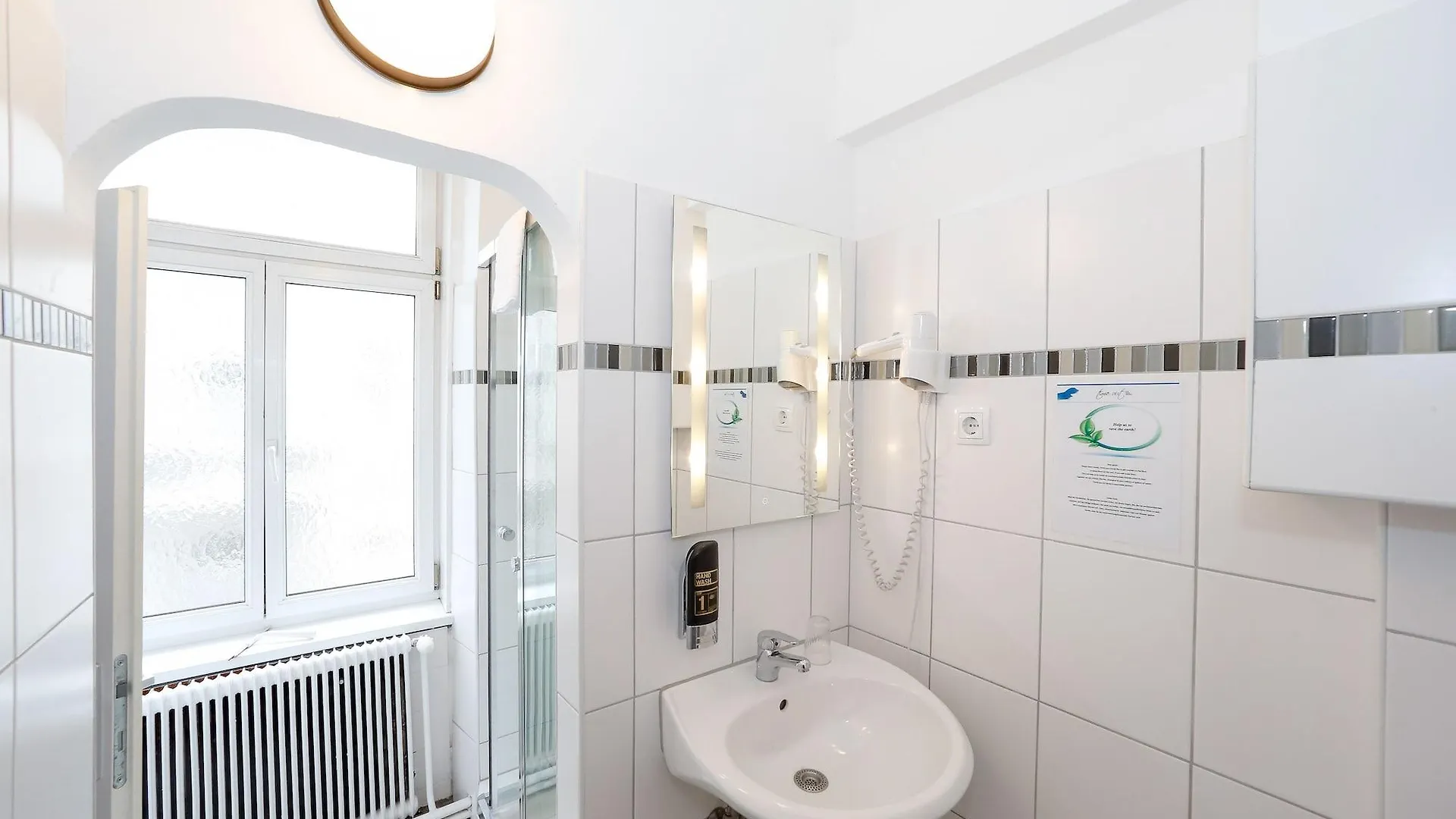 Hotel Timeout City Hotel, 5 Min To City Center, Self Check In Wien