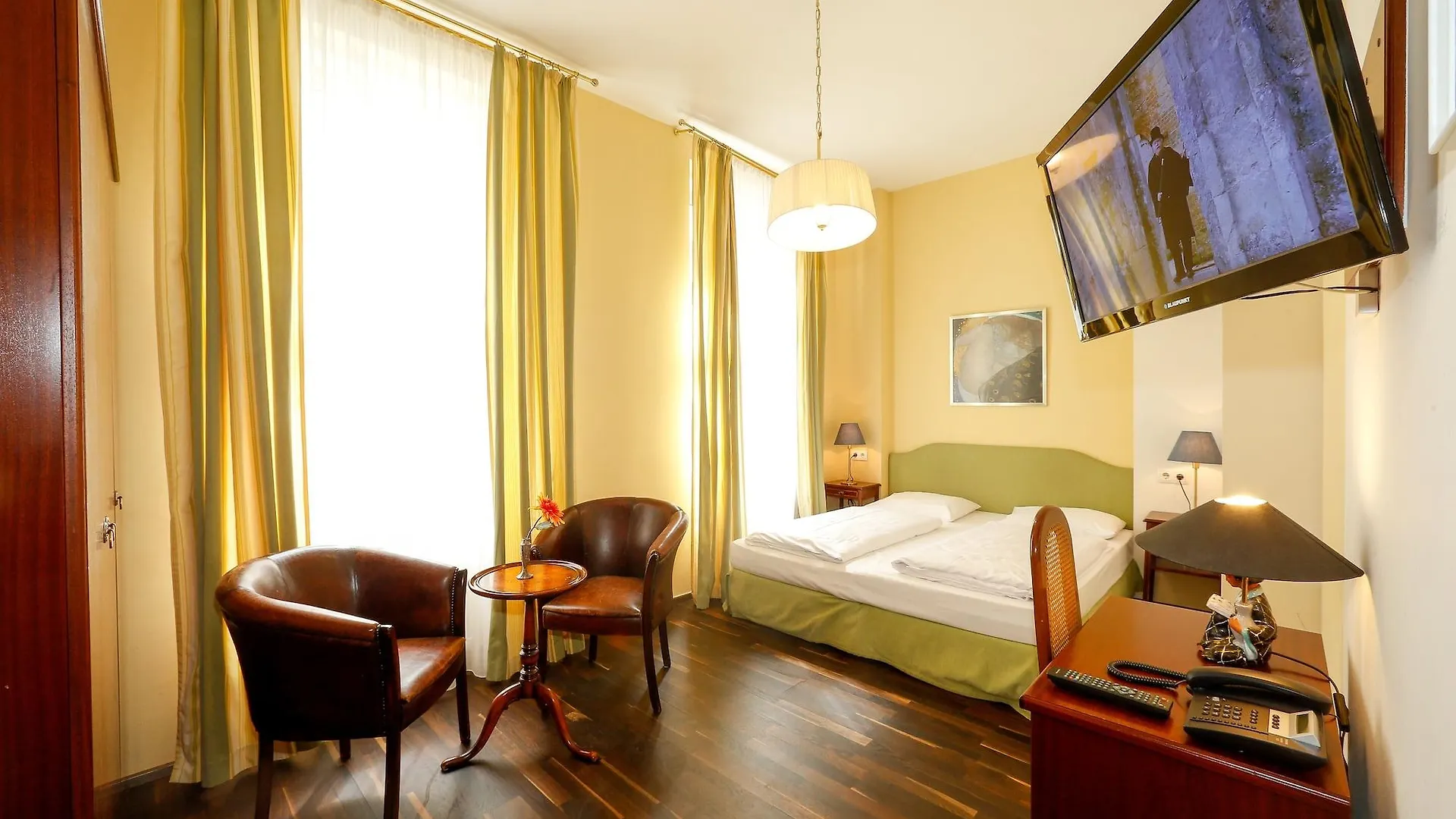Timeout City Hotel, 5 Min To City Center, Self Check In Wien Hotel